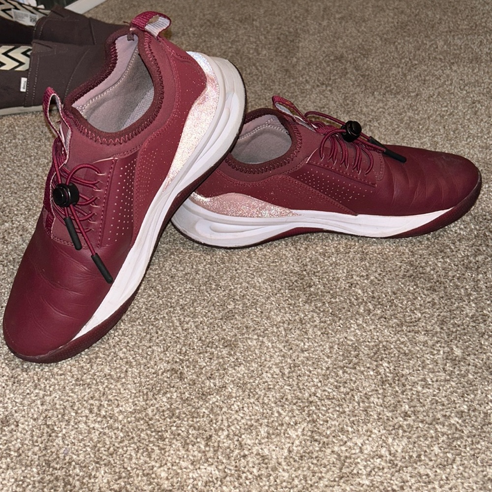 Clove shoes!!!